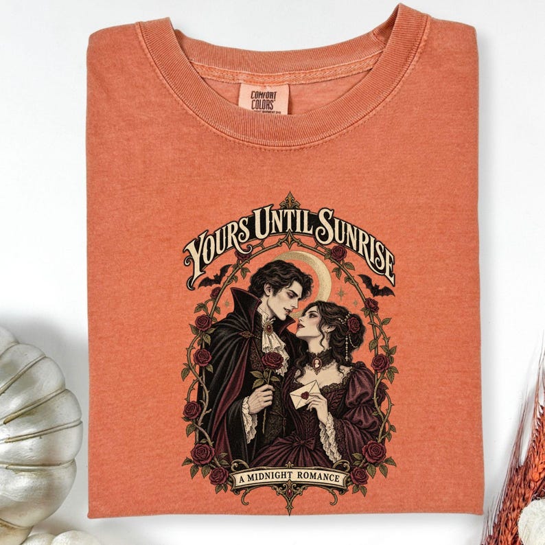 Comfort Colors Vampire Shirt, Retro Halloween Vampire Tee, Vintage Gothic Horror Graphic Shirt, Spooky Season Costume Gift